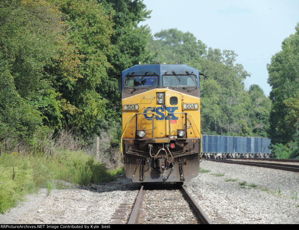 CSX 504 nose shot 